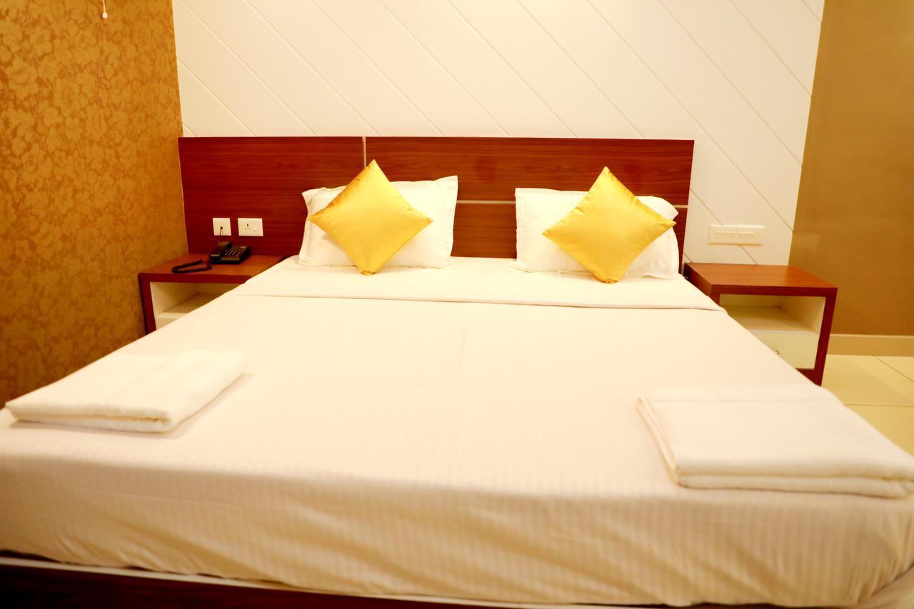Hotel Wayanad Royal Crown Kalpetta Exterior foto